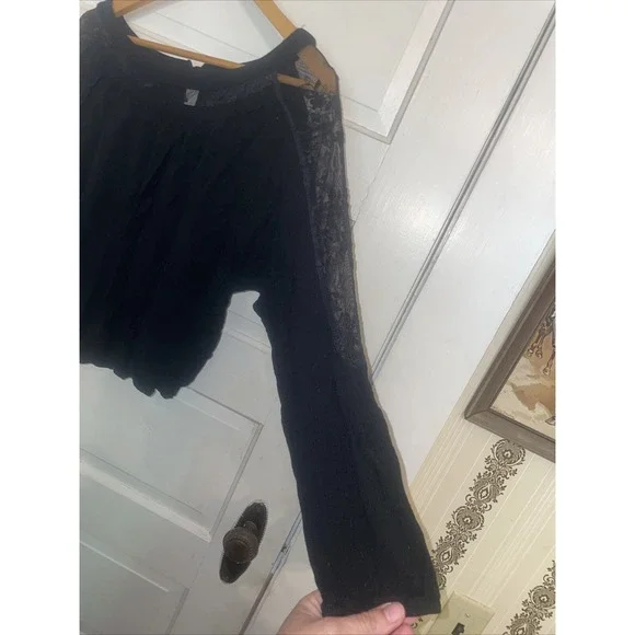 Black Long Sleeve With Embroidery Along Sleeves And Neckline. Small - Picture 5 of 9